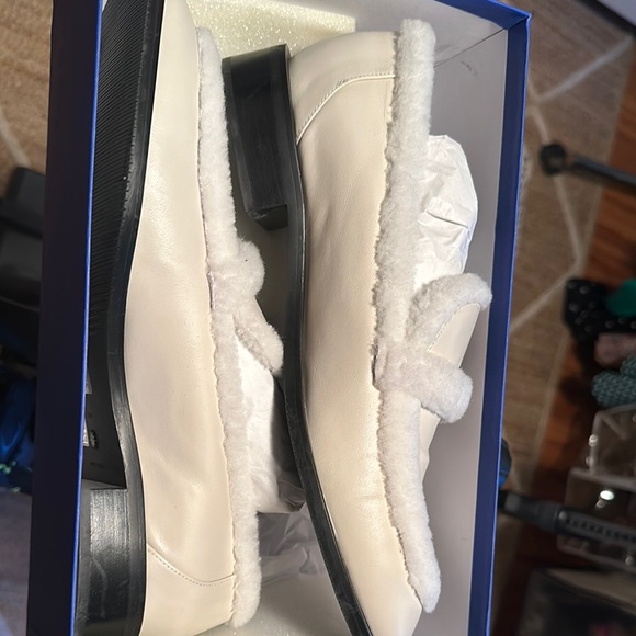 Stuart Weitzman White Women's Shoes - Picture 2 of 4